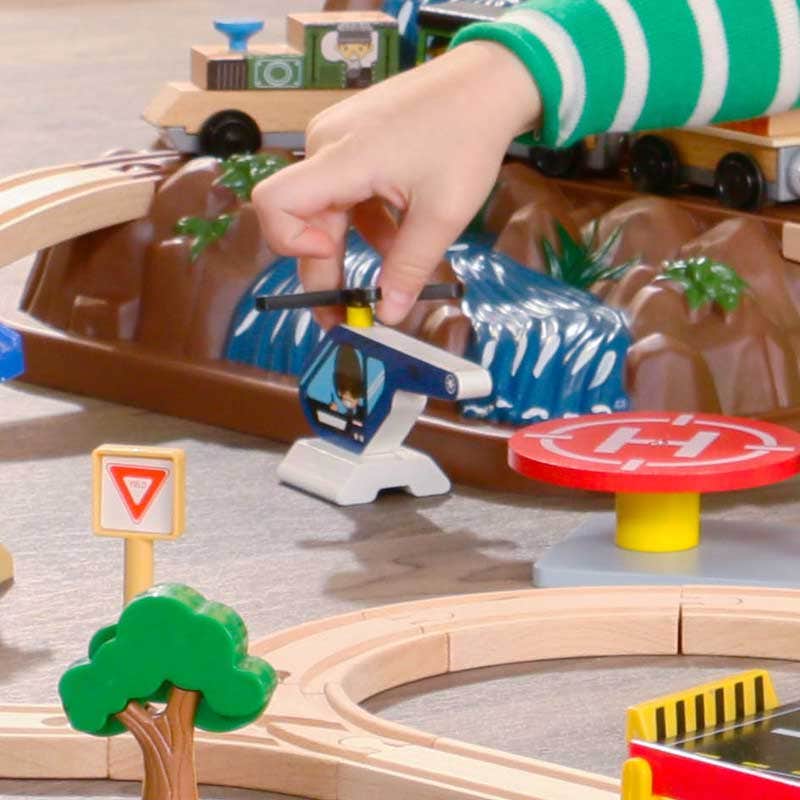 Bucket Top Mountain Train Set - Image 3