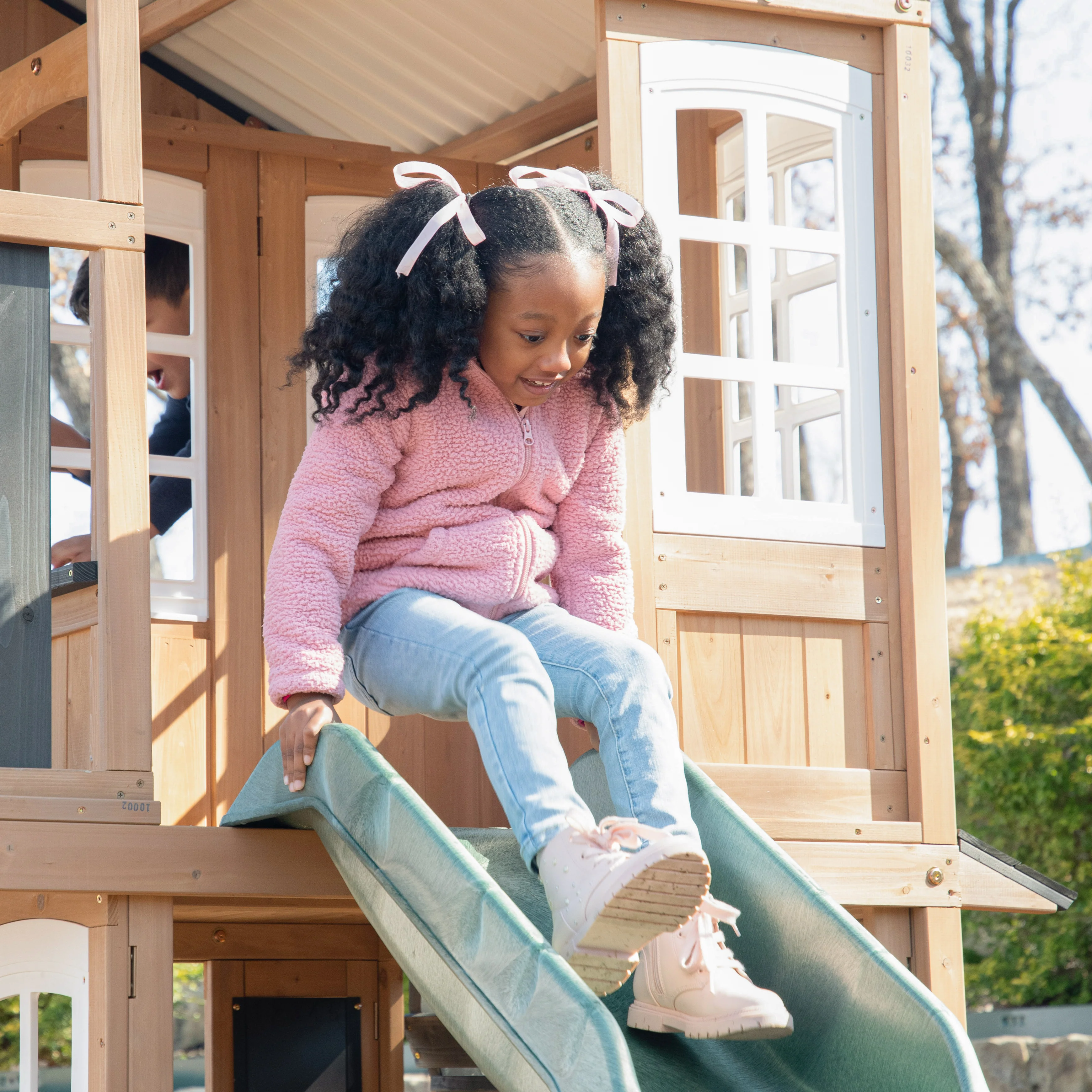 Cliffbrook Playhouse - Image 7