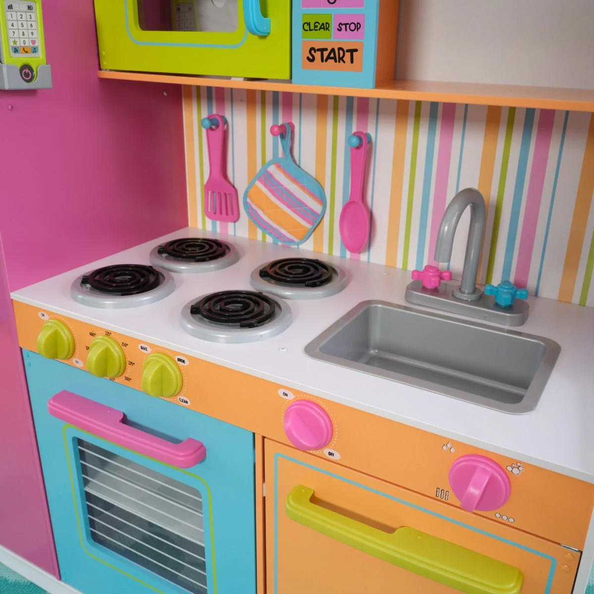 Deluxe Big and Bright Play Kitchen - Image 10