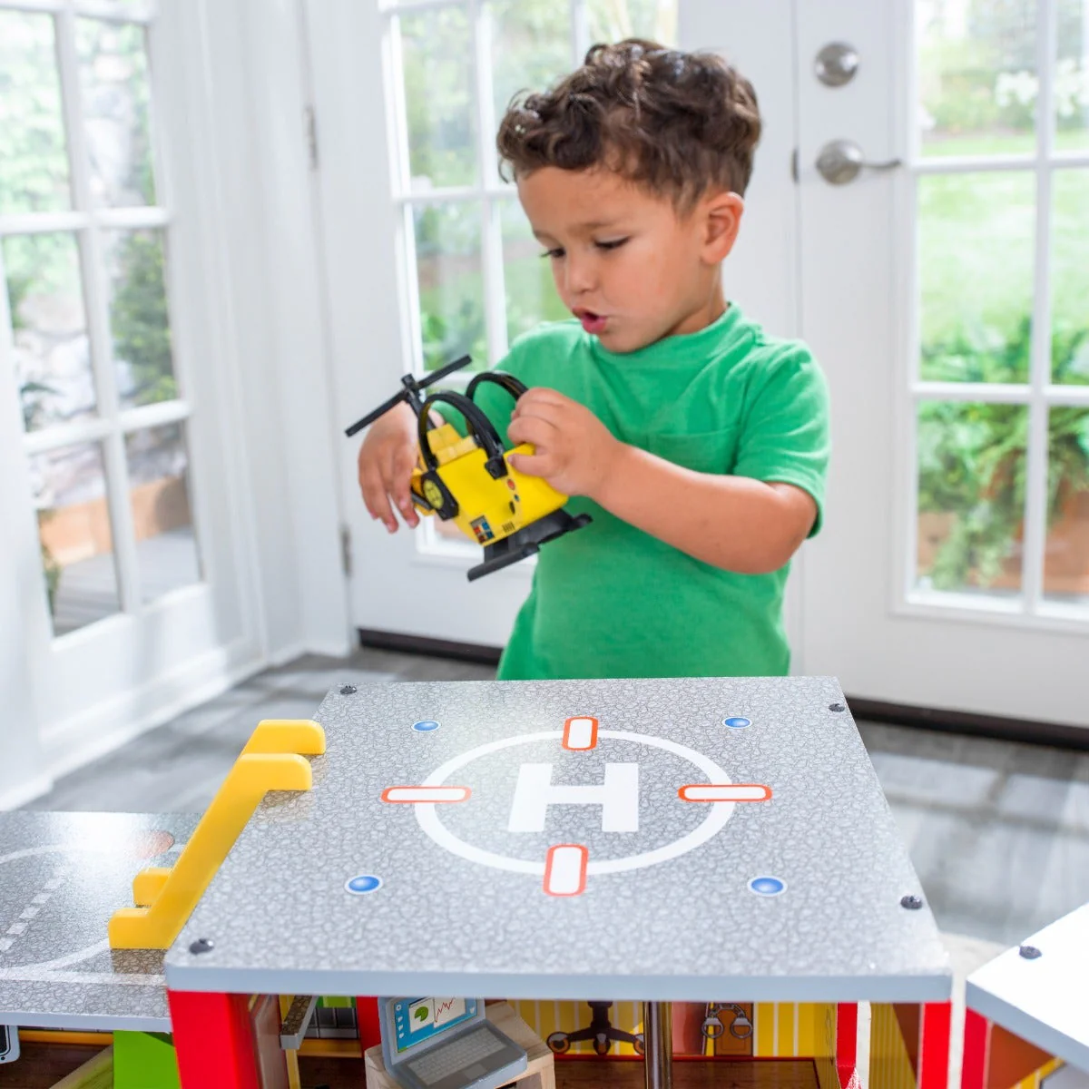 Everyday Heroes Wooden Play Set - Image 4