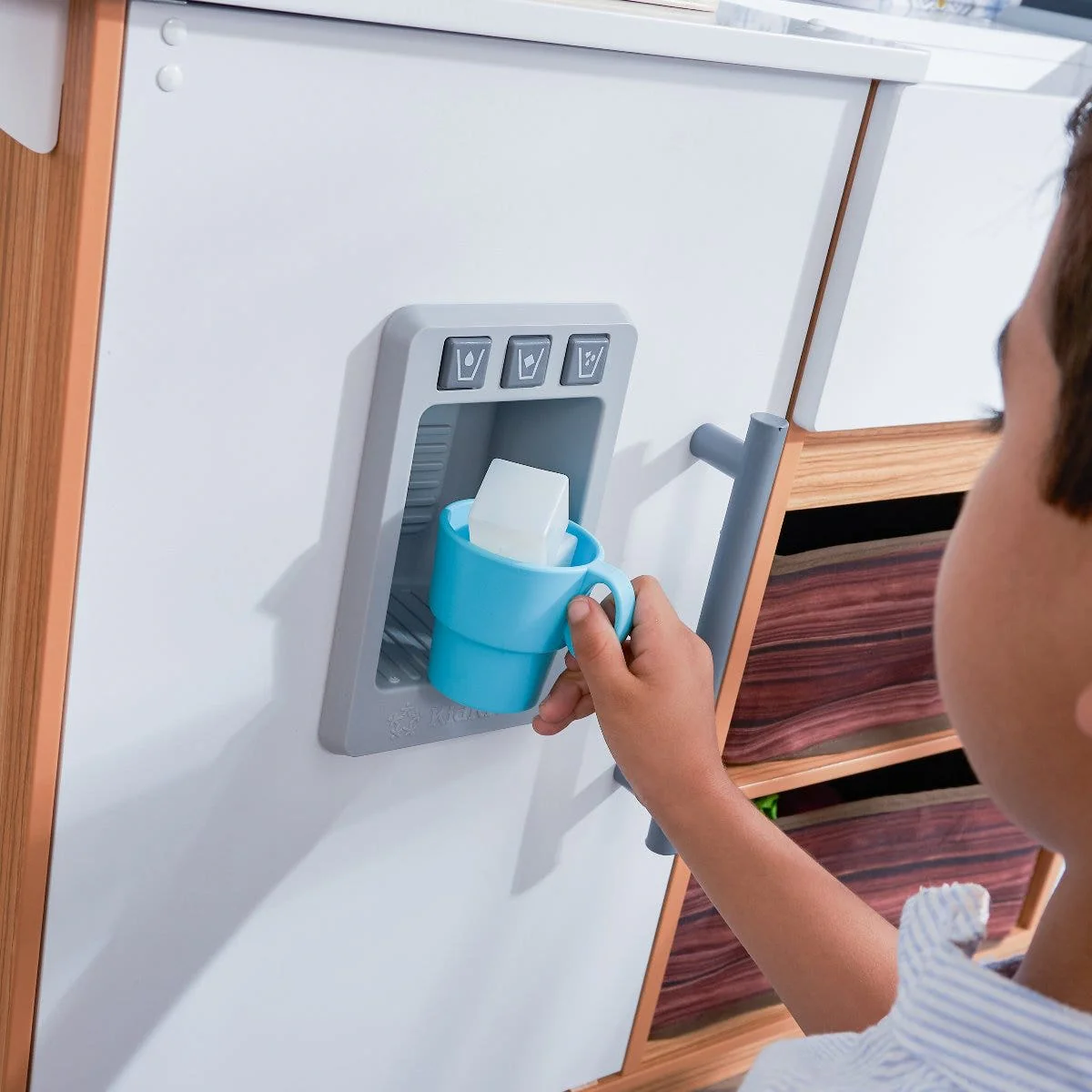 Farmhouse Play Kitchen - Image 10