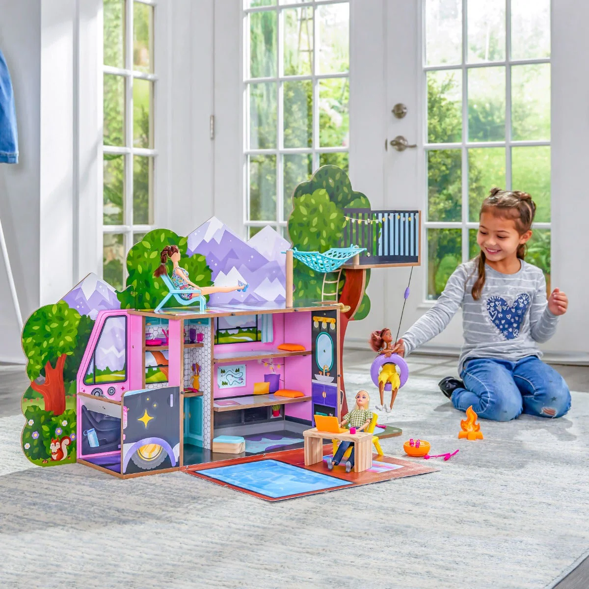 Glamp & Go 2-in-1 Doll Camper - Image 13