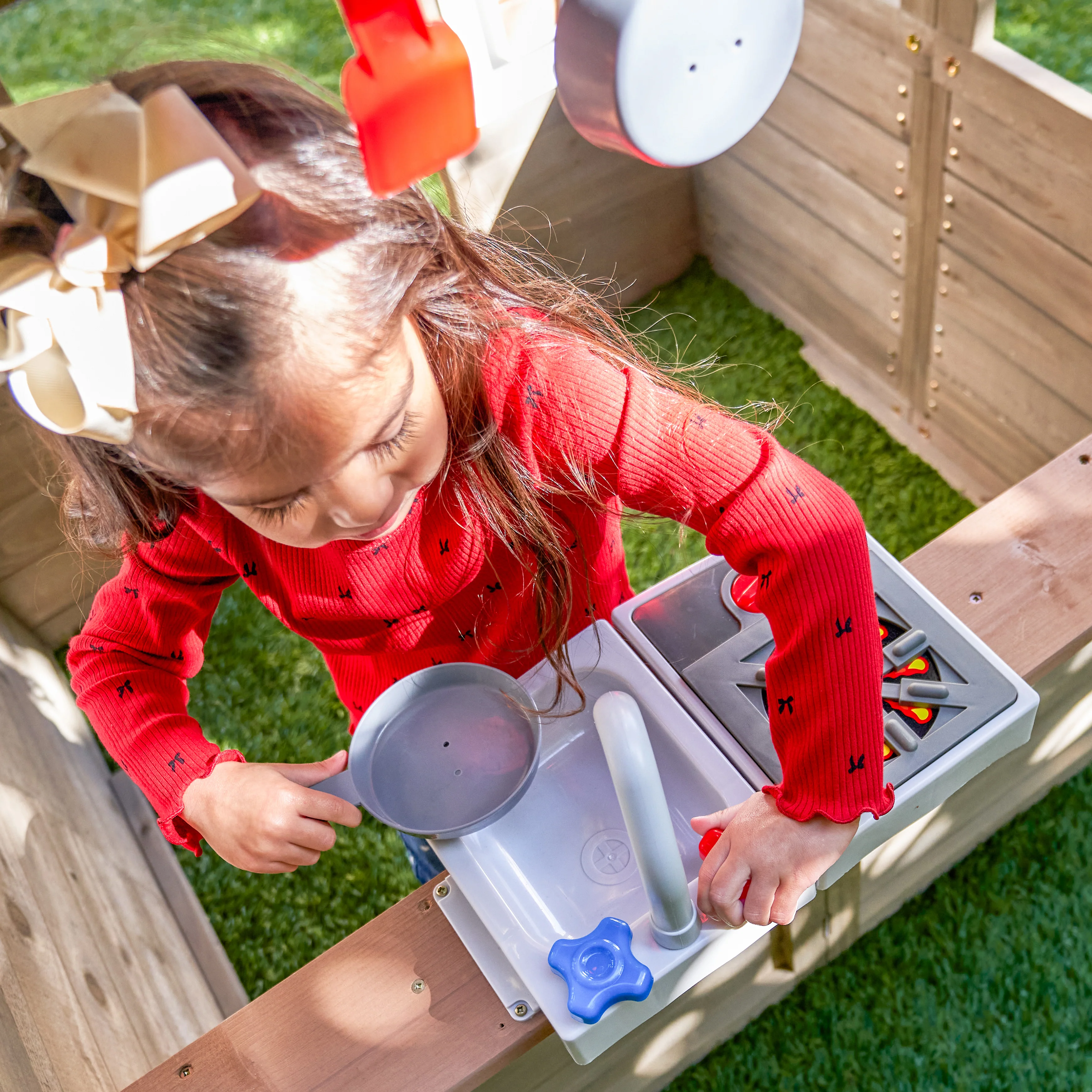 Greystone Outdoor Playhouse - Image 10
