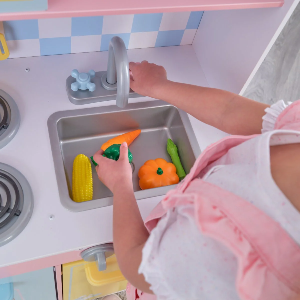 Large Pastel Play Kitchen - Image 8