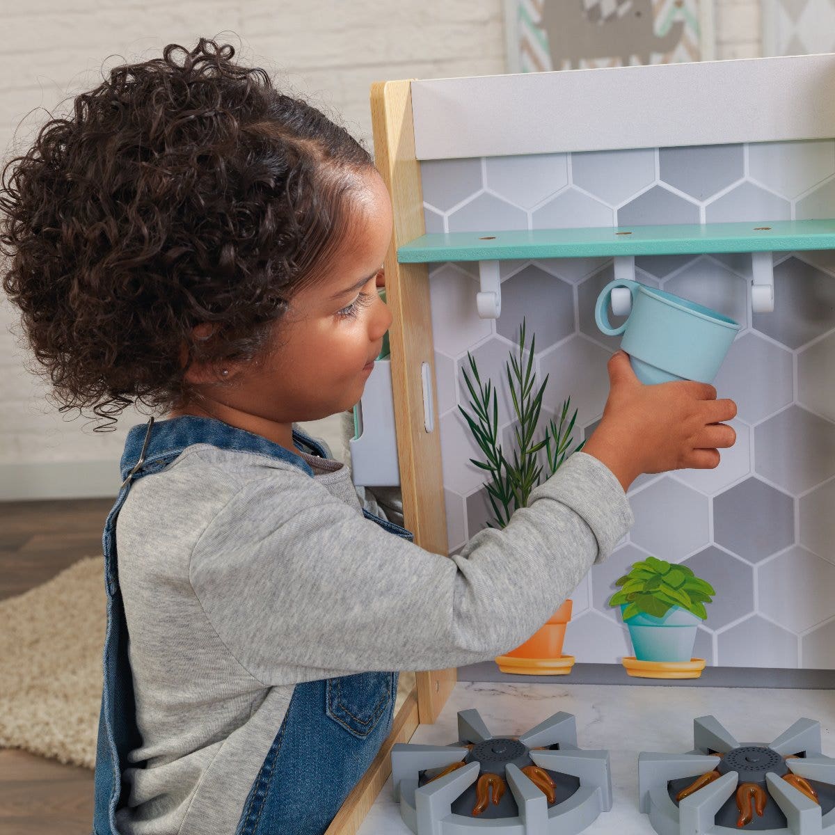 Let's Cook Play Kitchen - Natural - Image 5