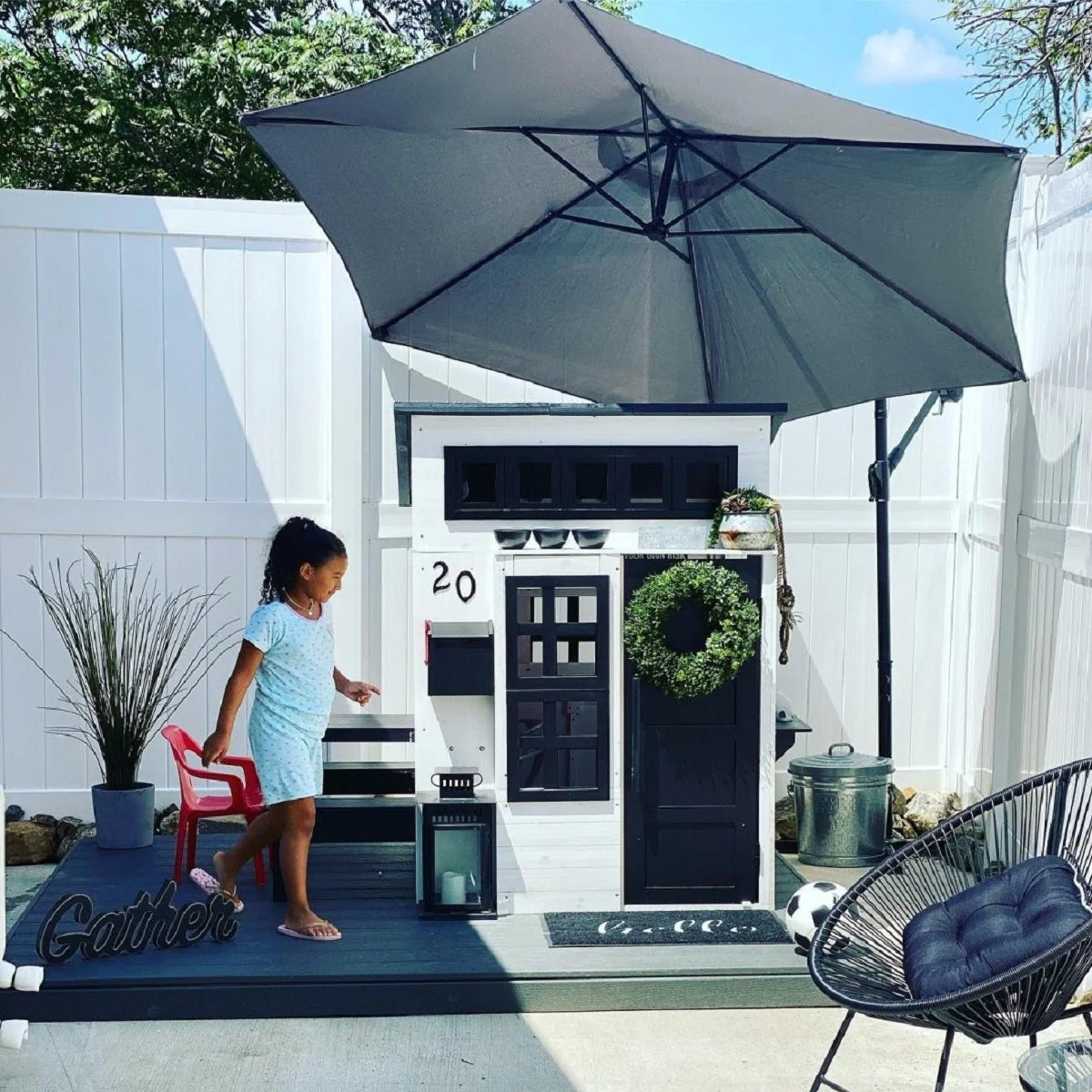 Modern Outdoor Playhouse - Image 12