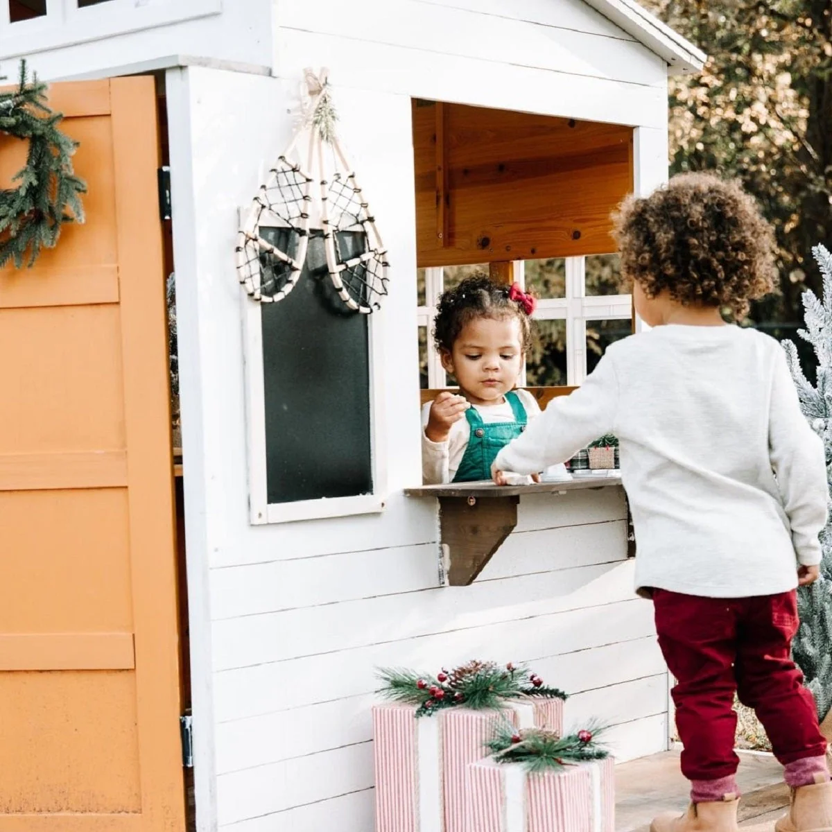 Modern Outdoor Playhouse - Image 15