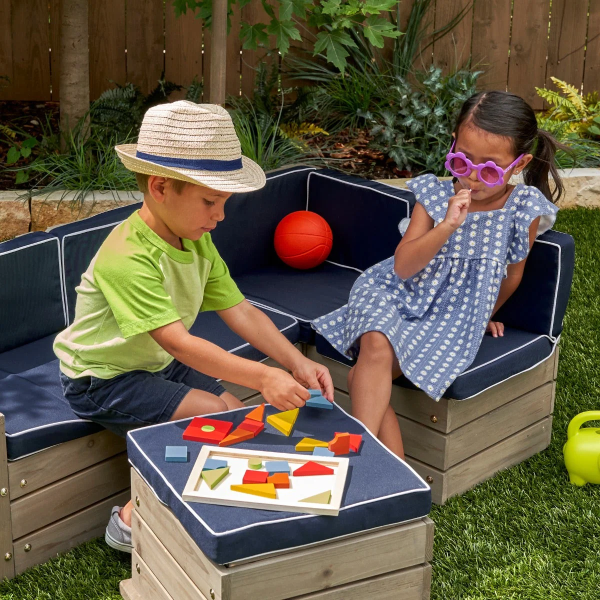 Outdoor Sectional, Ottoman & Umbrella Set - Barnwood Gray & Navy - Image 15