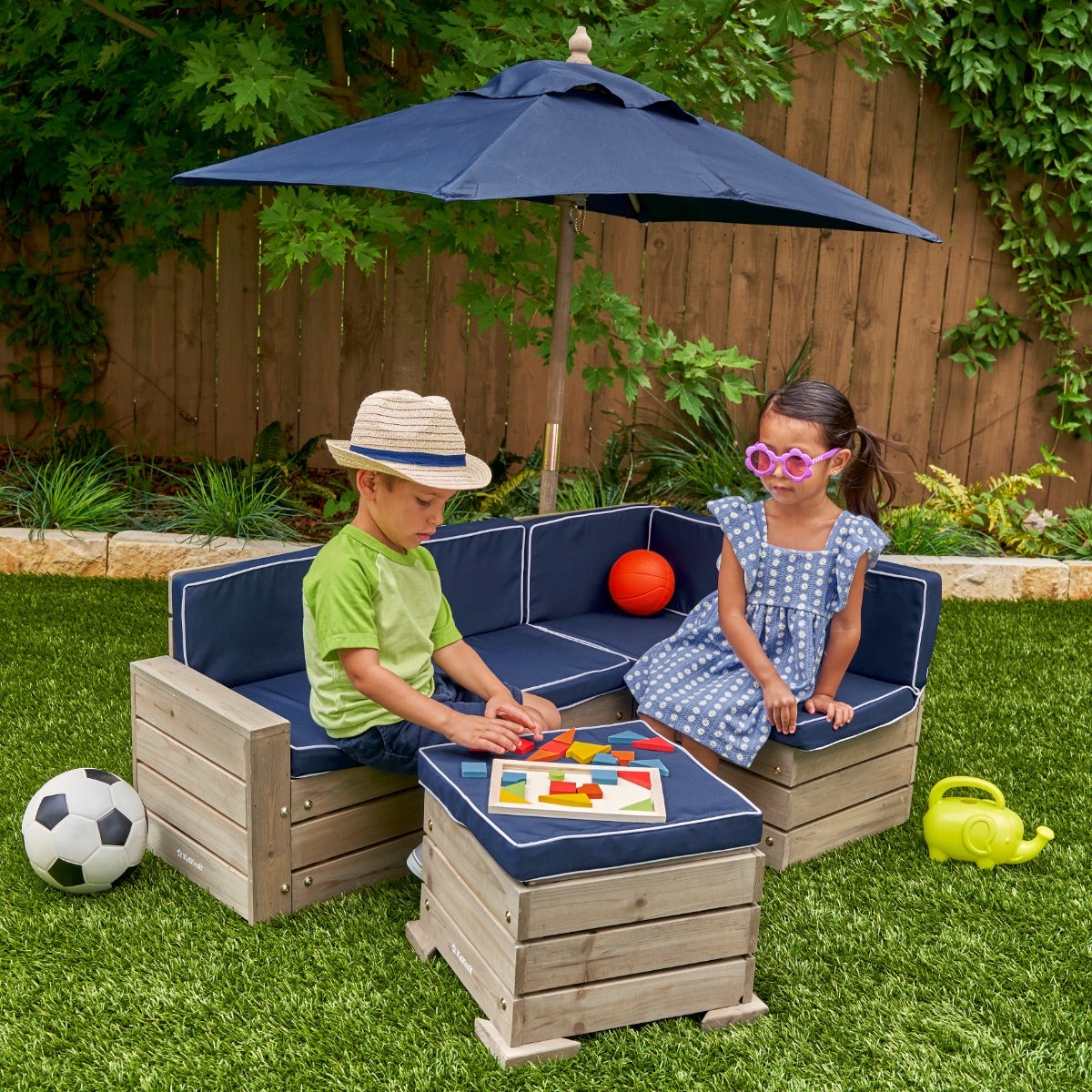 Outdoor Sectional, Ottoman & Umbrella Set - Barnwood Gray & Navy - Image 4