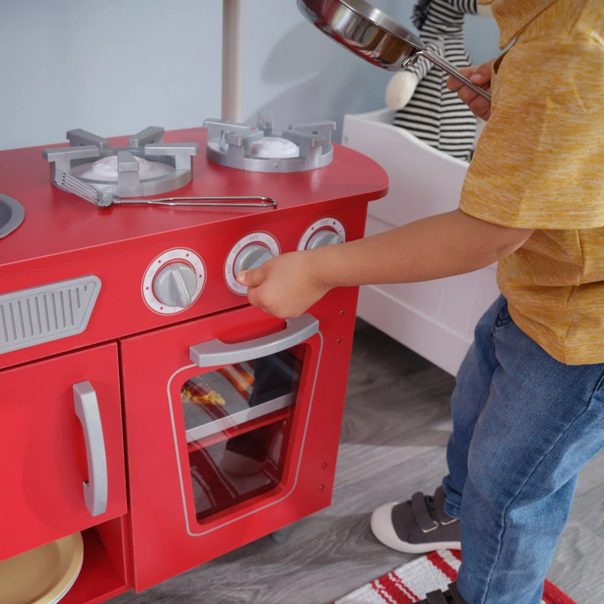 Vintage Play Kitchen - Red - Image 6