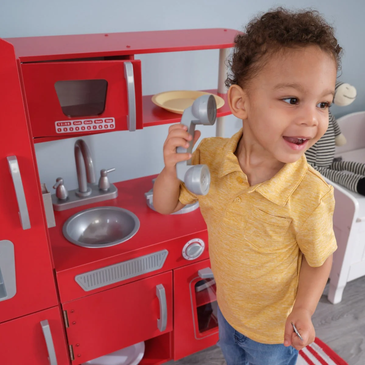 Vintage Play Kitchen - Red - Image 9