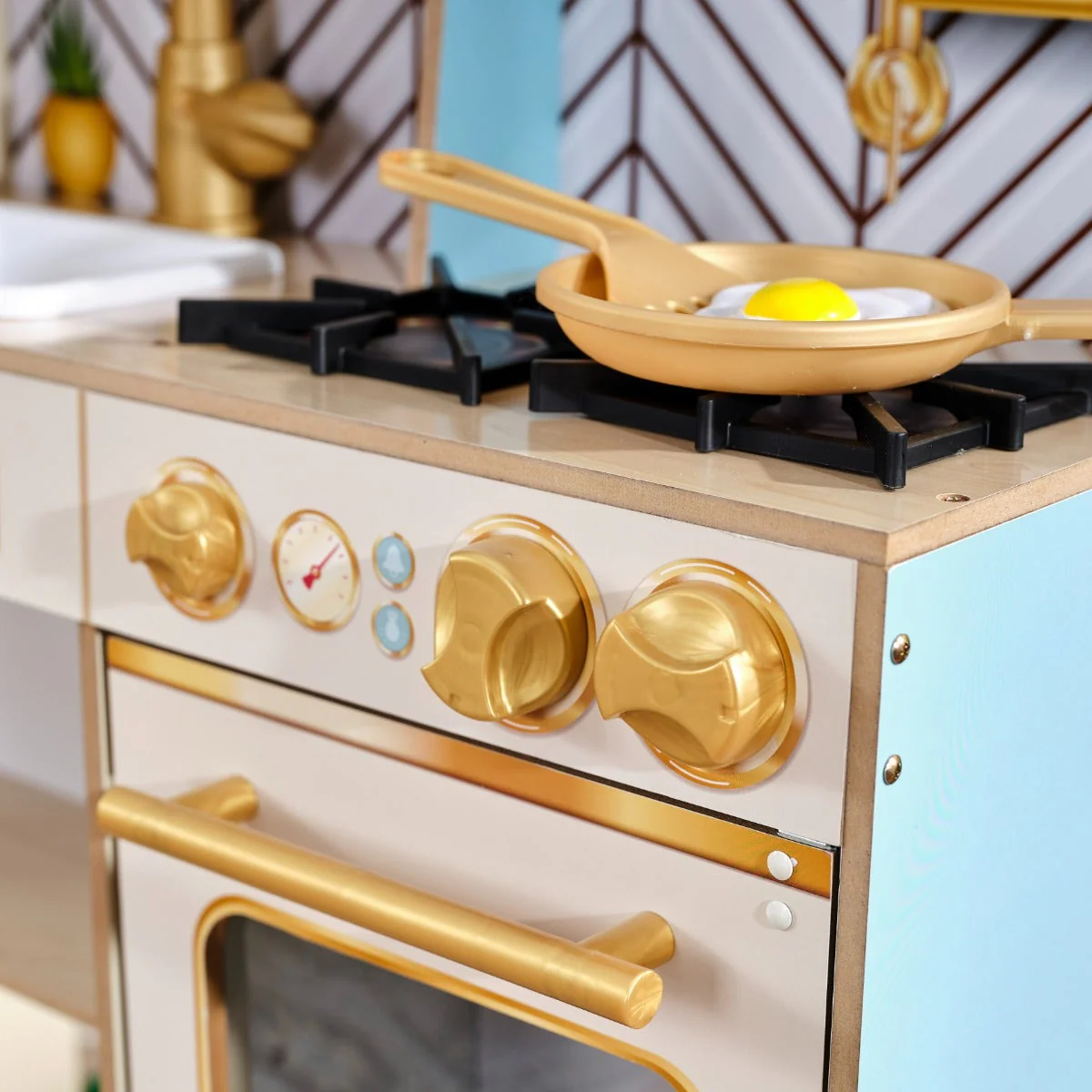 Retro Cool Play Kitchen - Image 4