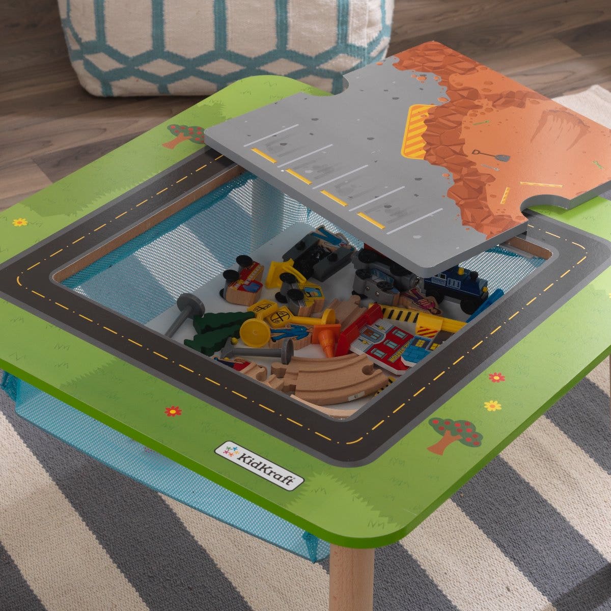 Rocky Mountain Train Set & Table - Image 3