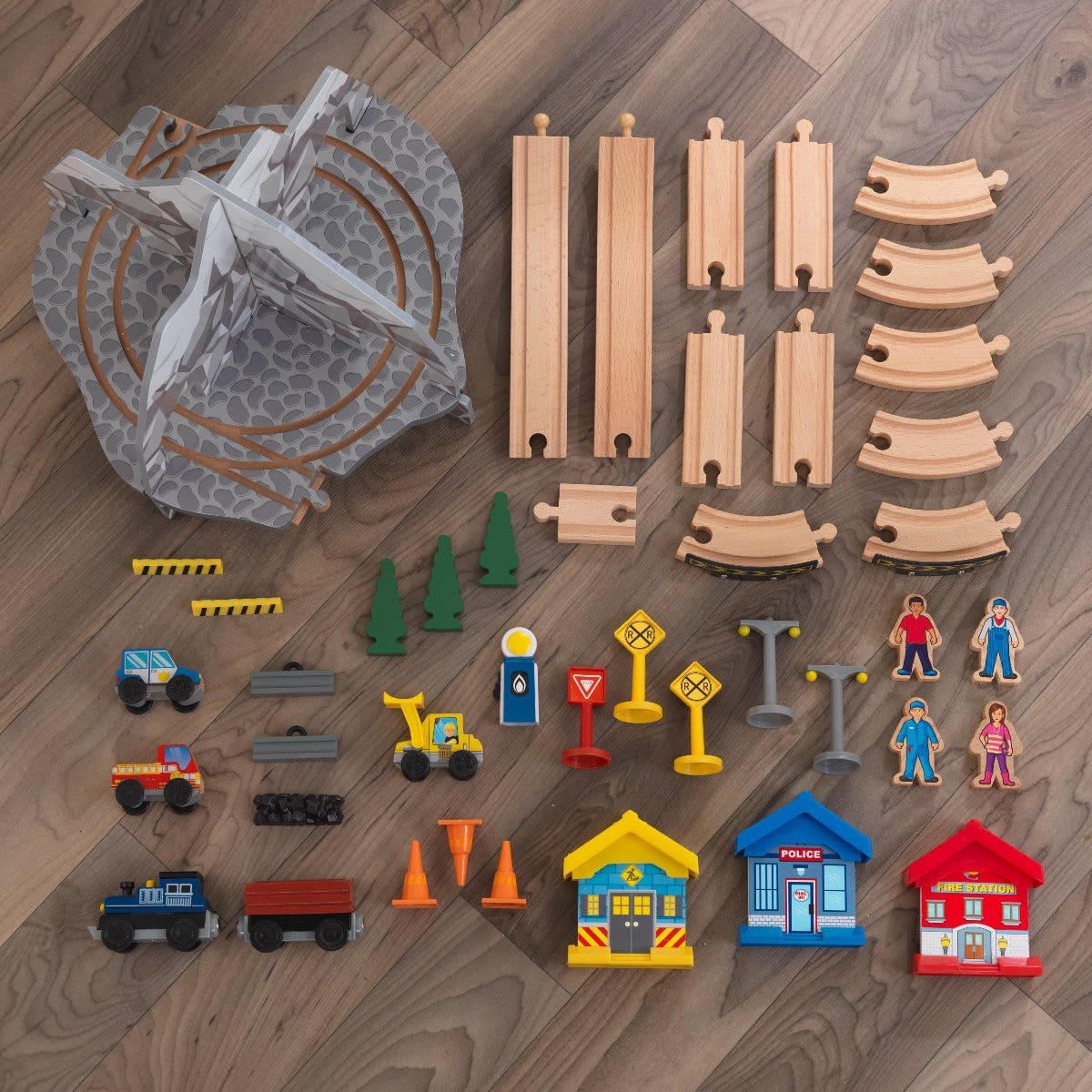 Rocky Mountain Train Set & Table - Image 6