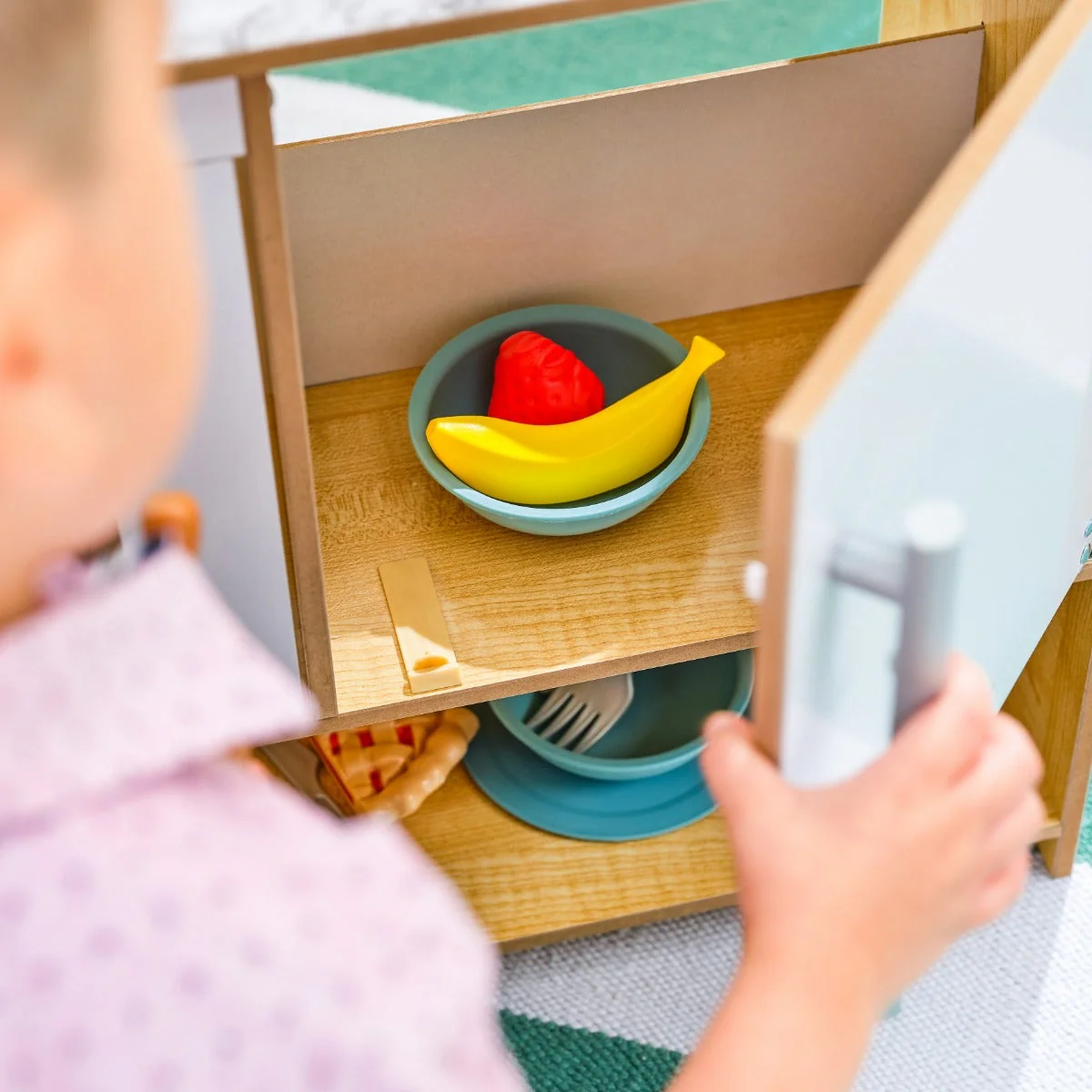Surprise Sweets Play Kitchen - Image 7