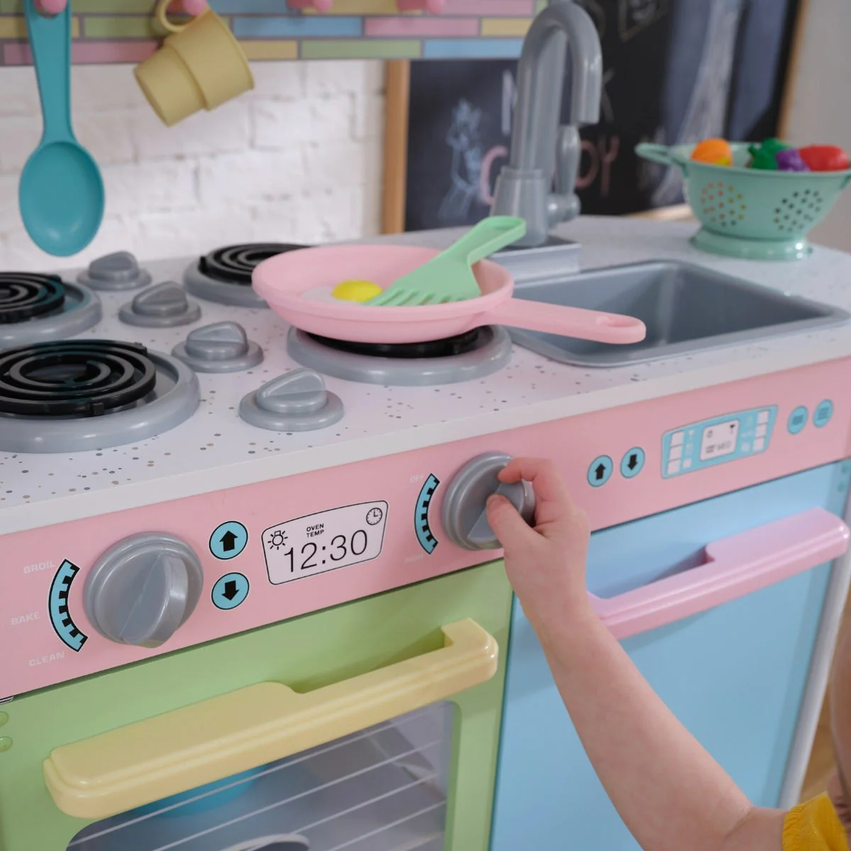 Uptown Pastel Play Kitchen - Image 12