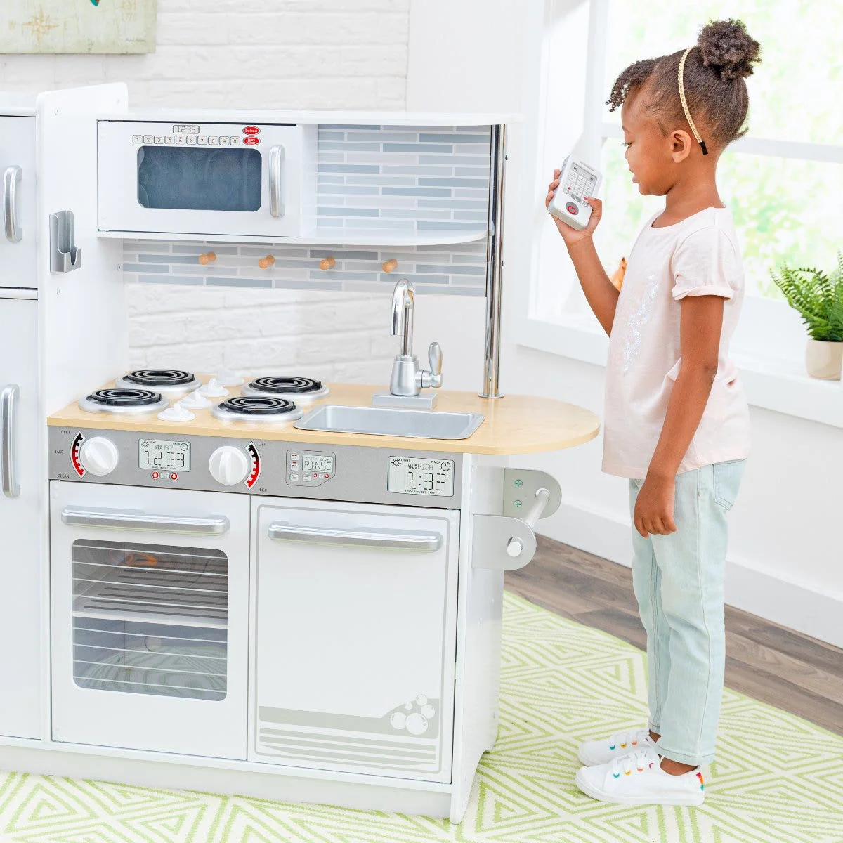 Uptown White Play Kitchen - Image 11