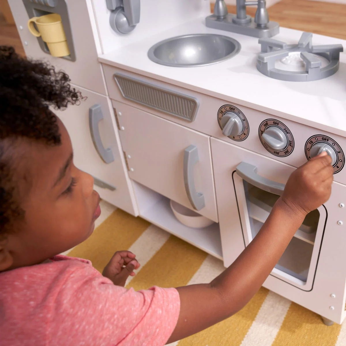 Vintage Play Kitchen - White - Image 10