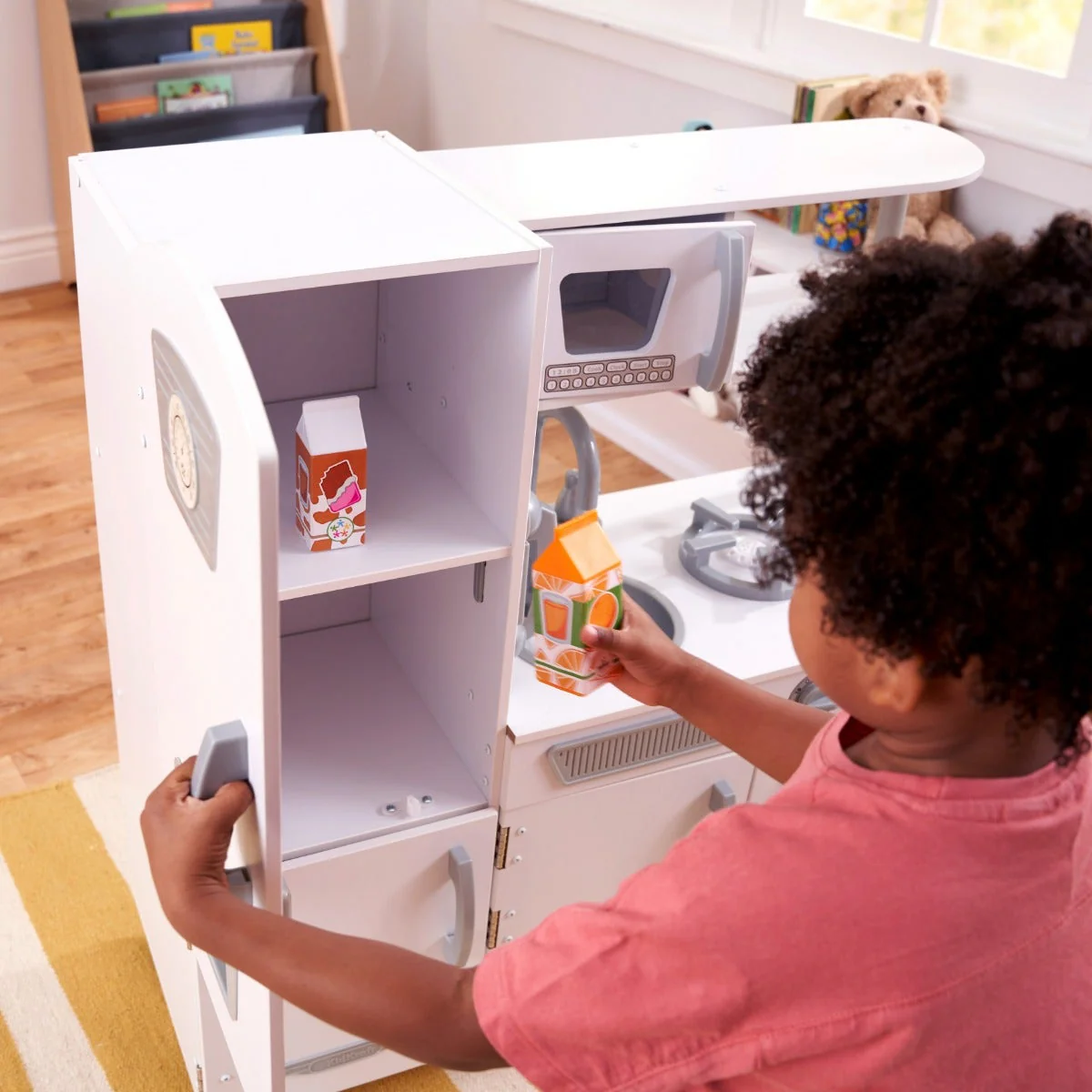 Vintage Play Kitchen - White - Image 12
