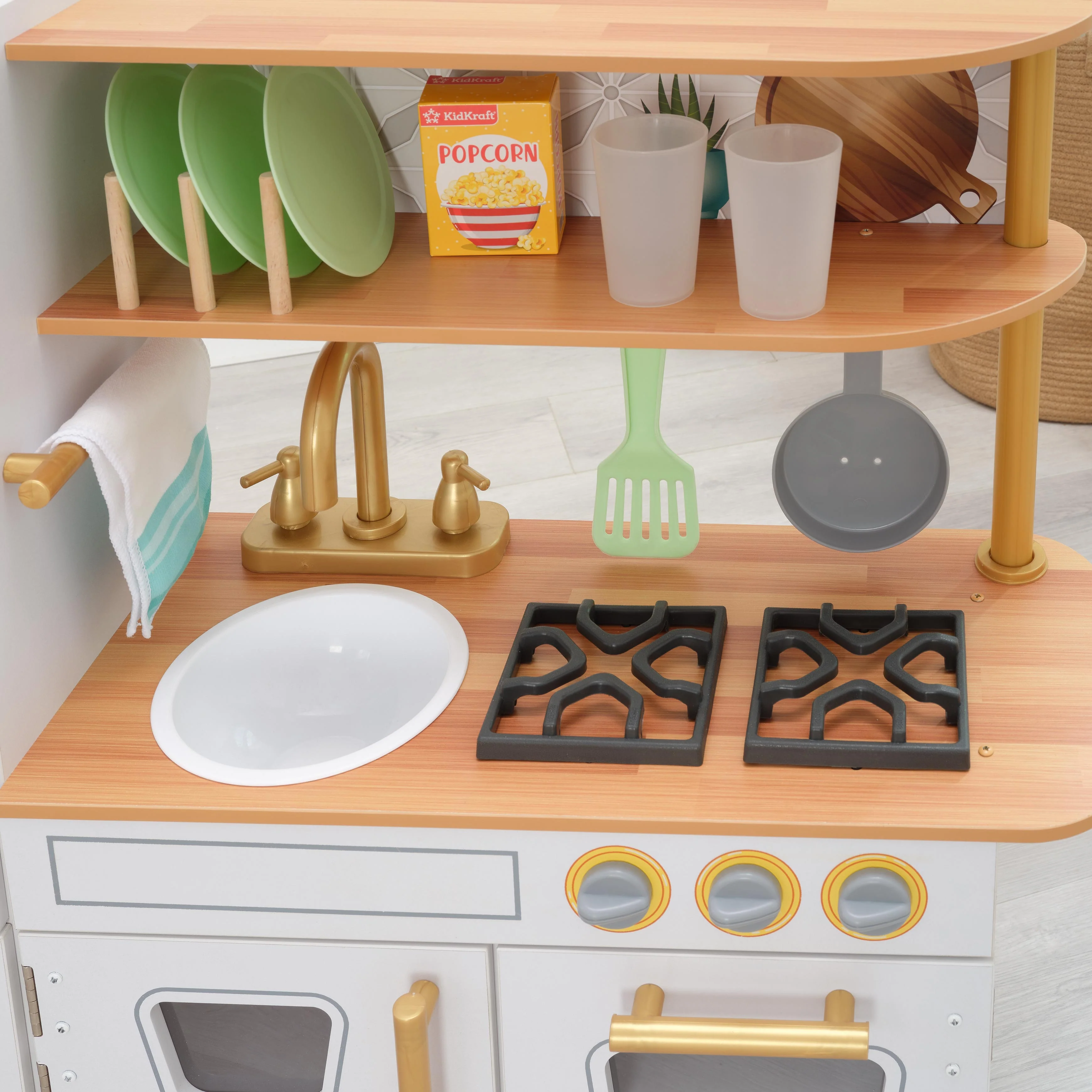 Vintage Play Kitchen - White - Image 6