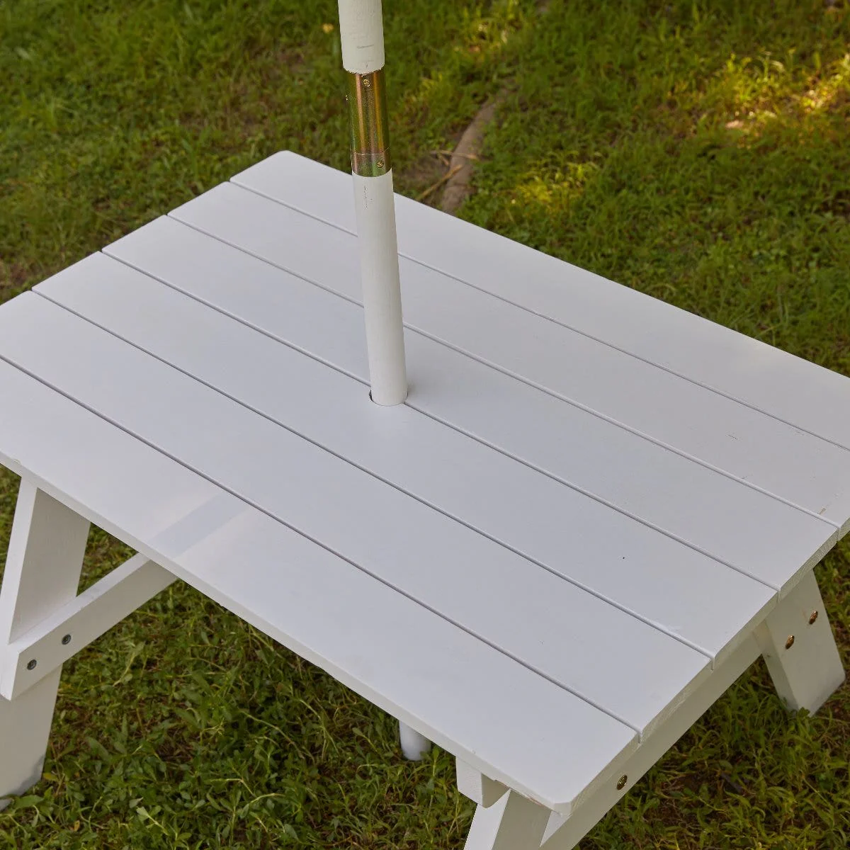White Outdoor Table with Benches & Umbrella – Turquoise & White Stripes - Image 7